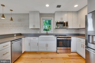 18 Lawrence Rd, Norristown, PA 19403 - photo 5