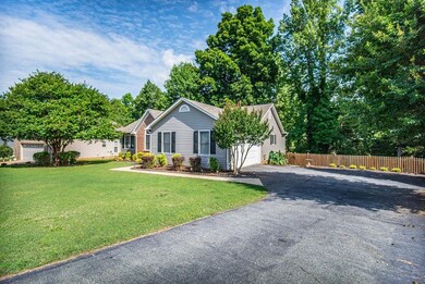 136 Sheldon Dr, Moore, SC 29369 - photo 3