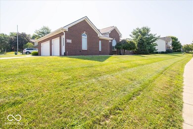 843 N Shore Blvd, Franklin, IN 46131 - photo 3