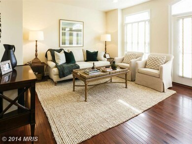 10613 Yorktown Dr, Fairfax, VA 22030 - photo 4