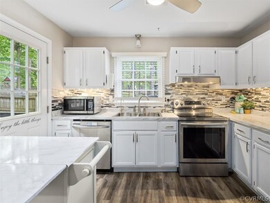 What's not to like about this bright white kitchen