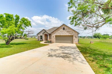 100 Stonegate Ave, Weatherford, TX 76087 - photo 3