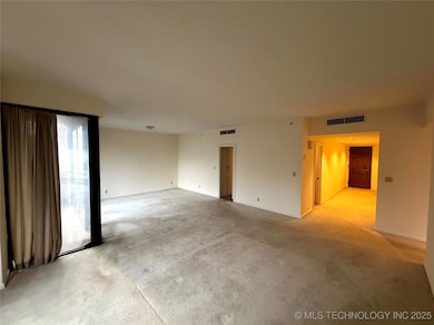 The Yorktown unit 302, Tulsa, OK 74114 - photo 5