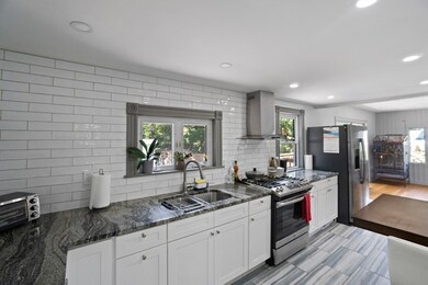 58 Jasper St, Saugus, MA 01906 - photo 7