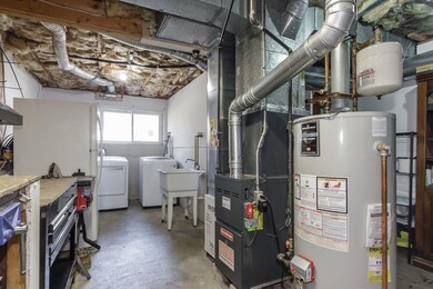 25 Burt St, MerriMacK, NH 03054 - photo 3