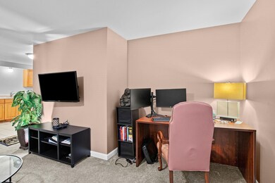 80 Robert Ct unit D, Manchester, NH 03103 - photo 6