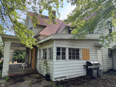 803 Oak Park Ave, Des Moines, IA 50313 - photo 4