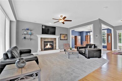 Room to gather and enjoy!
