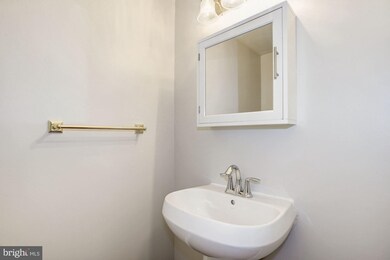1200 23rd St NW unit 907, Washington, DC 20037 - photo 5