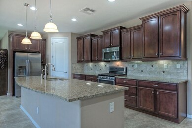 5904EBrambleBerryLn006