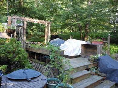 103 Elk Ct, Dingmans Ferry, PA 18328 - photo 4