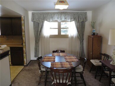 6431 Crown Ln, Zionsville, PA 18092 - photo 4