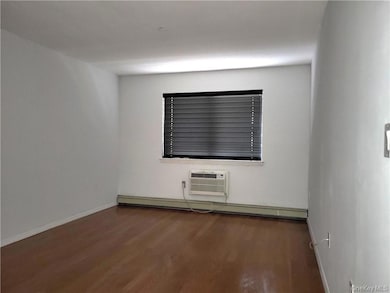 50 Dekalb Ave unit N4F, White Plains, NY 10605 - photo 4