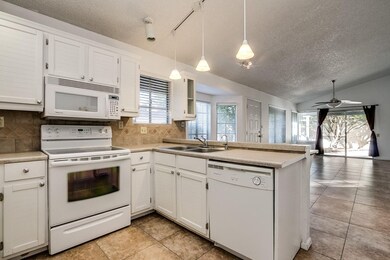 5230 W Jupiter Way N, Chandler, AZ 85226 - photo 6