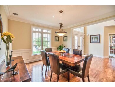 Dining Room. Open Floor Plan
