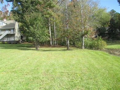 111 Panda Pkwy, Tamassee, SC 29686 - photo 3