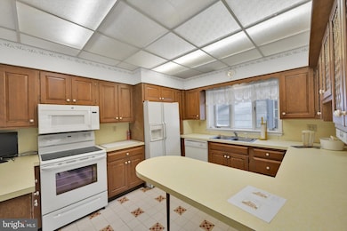 38 Main St, Bethel, PA 19507 - photo 7