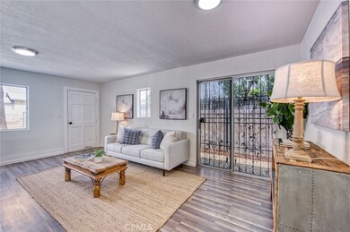 1116 Myrtle Ave, Inglewood, CA 90301 - photo 4