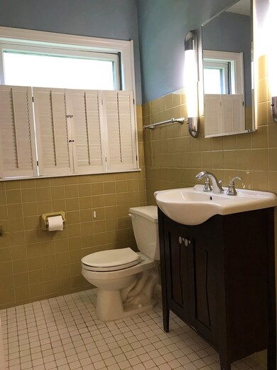 18344 Dundee Ave, Homewood, IL 60430 - photo 5