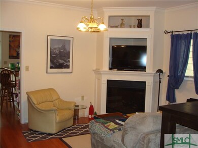 306 E 33rd St, Savannah, GA 31401 - photo 2