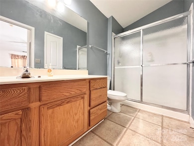 10626 Hill Point Ct unit 10626, Charlotte, NC 28262 - photo 7