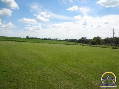 10045 SW 49th St, Topeka, KS 66610 - photo 3