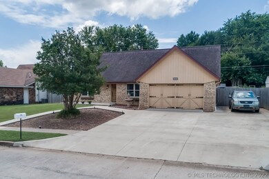 133 W Charlotte St, Broken Arrow, OK 74011 - photo 6