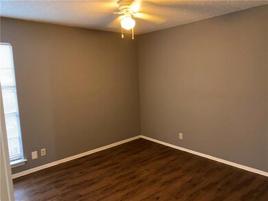 8919 Galewood Dr unit 203, Austin, TX 78758 - photo 6