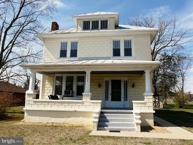 9733 S Congress St, New Market, VA 22844 - photo 2