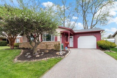 1362 Cardwell Square North-3.jpg-SMALL