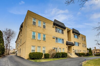 1328 Webford Ave unit 307, Des Plaines, IL 60016 - photo 3