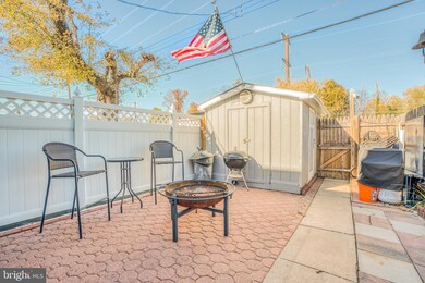 942 Middlesex Rd, Essex, MD 21221 - photo 2