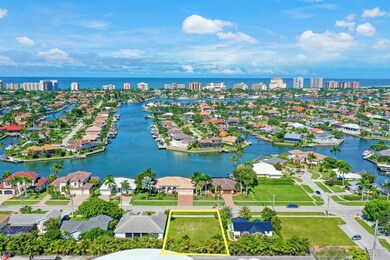 437 S Heathwood Dr, Marco Island, FL 341