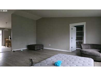 14543 SE West Park Ct, Damascus, OR 97089 - photo 3