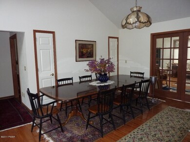 333 Surrey Dr, Hawley, PA 18428 - photo 5