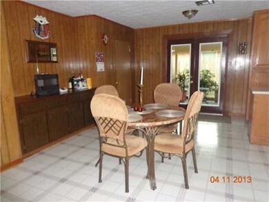 Breakfast Room.