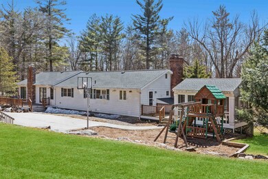 104 Jeremy Hill Rd, Pelham, NH 03076 - photo 3