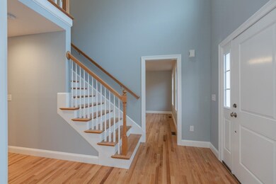 250 Standish Cir unit 187-10-5, Litchfield, NH 03052 - photo 3