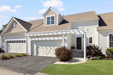 73 Camden Ct, South Kingstown, RI 02879 - photo 5