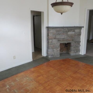 866 Lancaster St, Albany, NY 12203 - photo 3