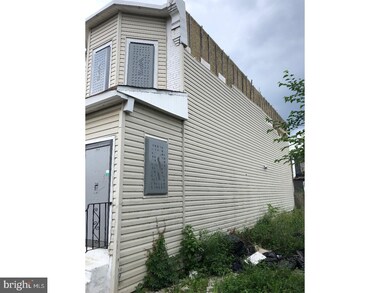 719 Raymond St, Camden, NJ 08102 - photo 3