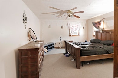 756 Delphi Ave, Frankfort, IN 46041 - photo 4