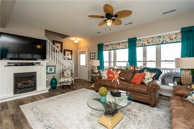 1016 Fort Lowry Ln, Dunnsville, VA 22454 - photo 4