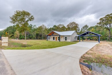 213 White Oak Ln, Lufkin, TX 75904 - photo 3