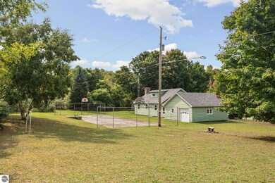 10981 S Tower Rd, Maple City, MI 49664 - photo 7