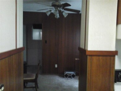 317 Kiehl St, Aliquippa, PA 15001 - photo 6