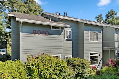8060 Mountain View Dr unit A, Pleasanton, CA 94588 - photo 2