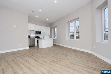 385 Passaic Ave unit 7, Lodi, NJ 07644 - photo 4