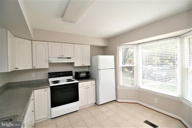 11529 Summer Oak Dr, Germantown, MD 20874 - photo 6