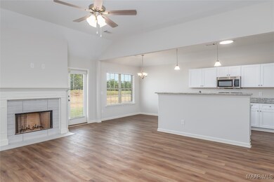 2023 Dawsons Mill Ln, Prattville, AL 36067 - photo 5